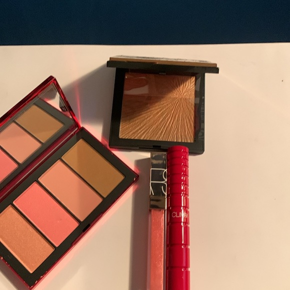 Nars - Picture 3 of 3